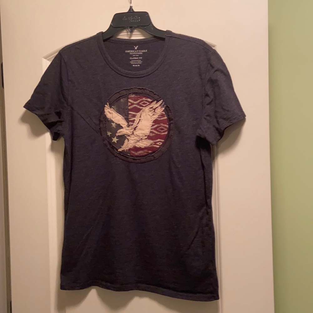 Like new AE T-shirt, dark gray